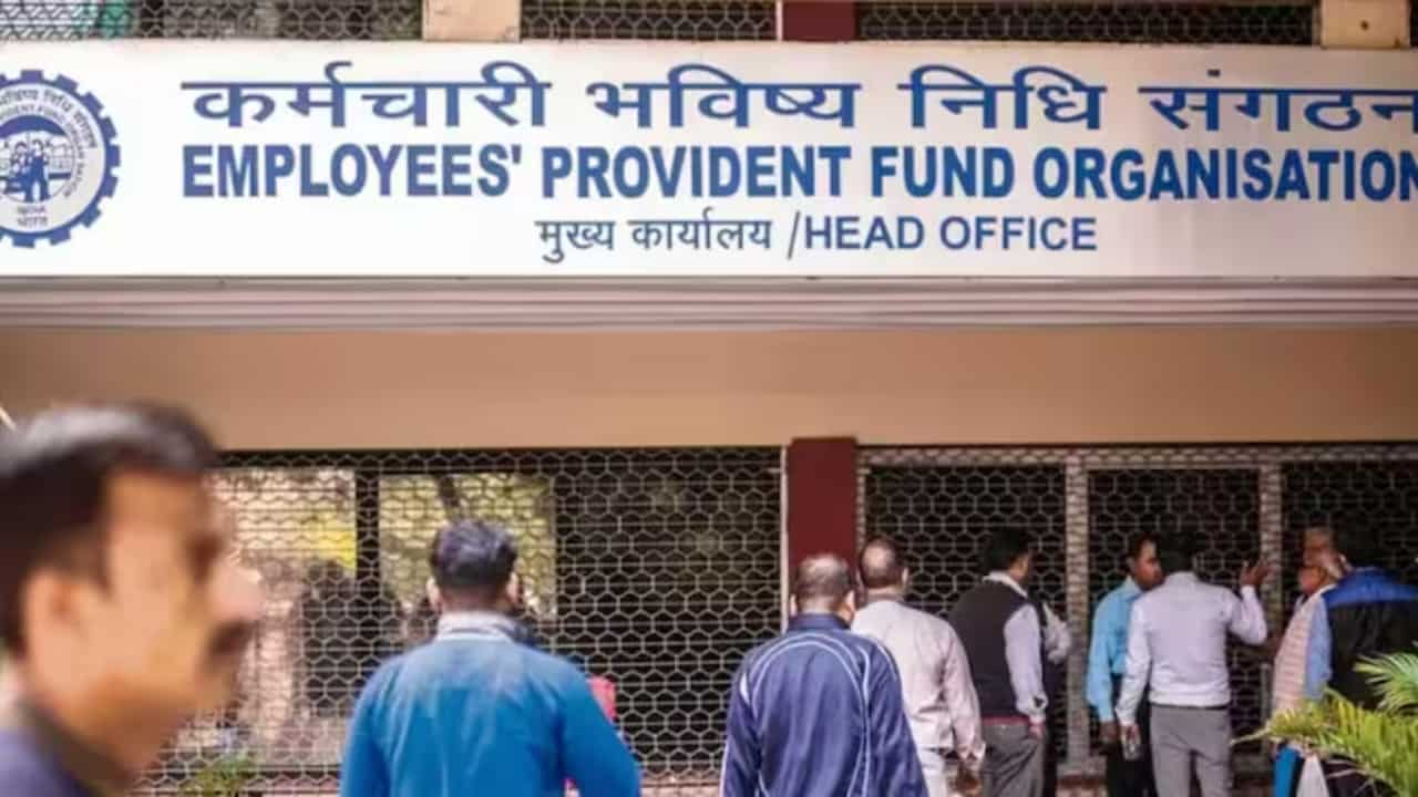 EPFO News: पेंशन योजना के नियमों में होने वाले बदलाव!